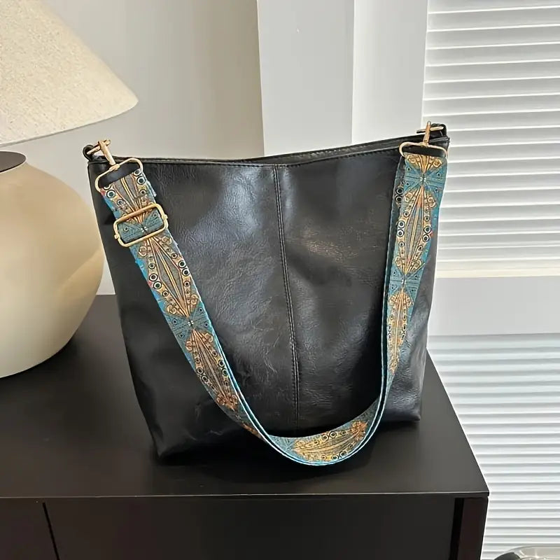 Wide strap design