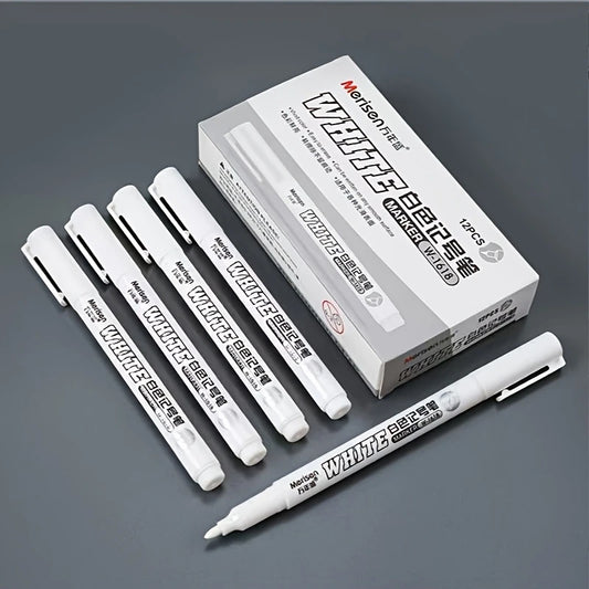 White paint markers set