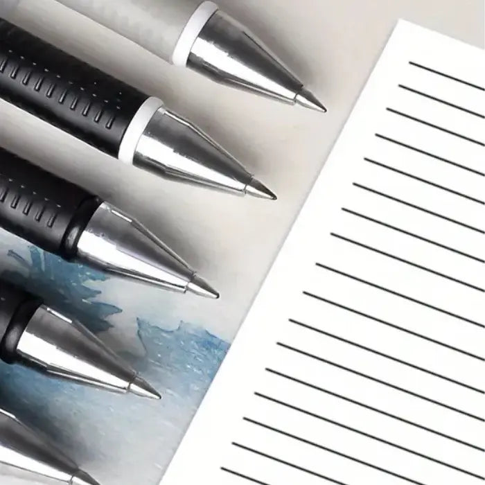 Black signature gel pens